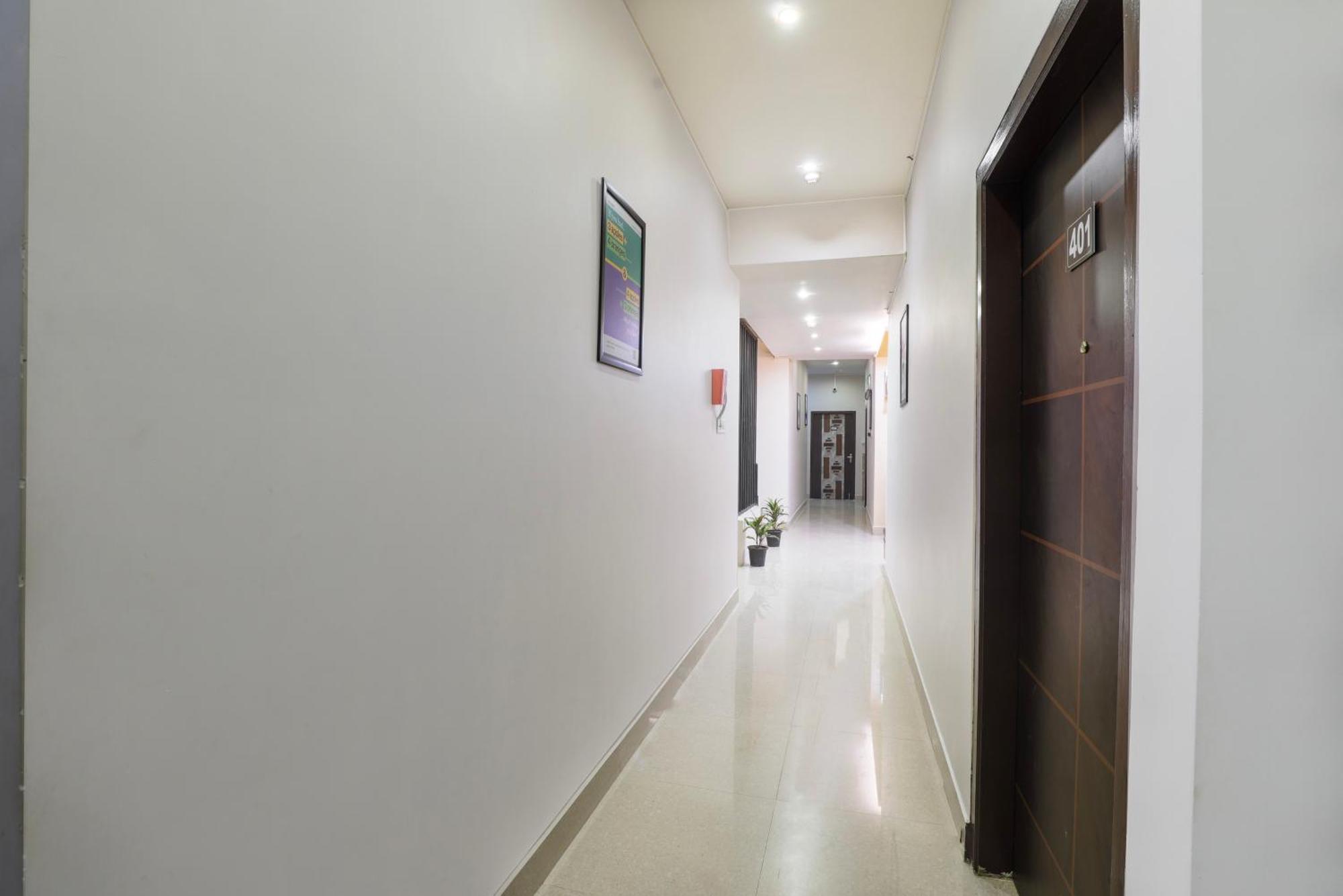Treebo Urban Oasis Inn Guwahati Buitenkant foto