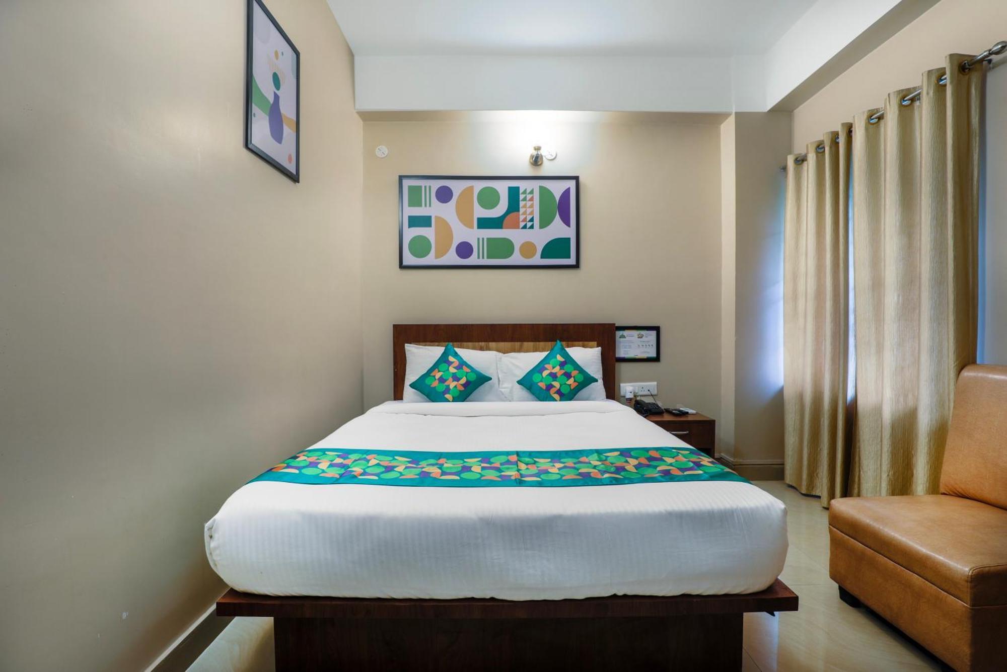 Treebo Urban Oasis Inn Guwahati Buitenkant foto